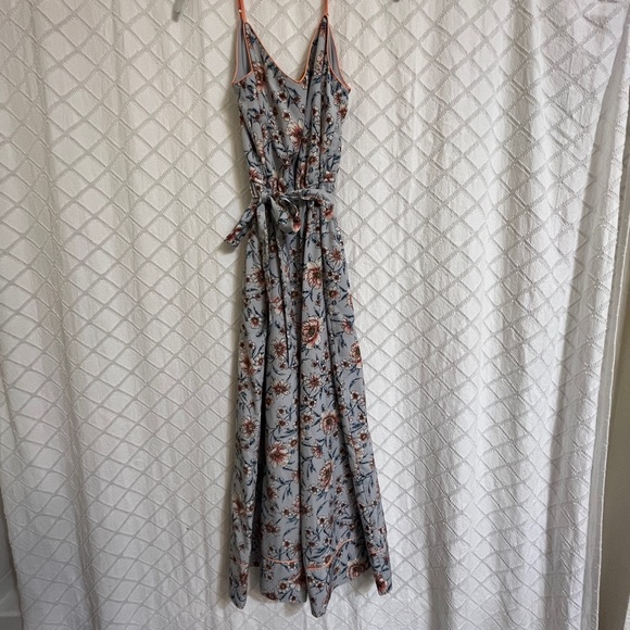 Jumpsuit - Picture 1 of 3